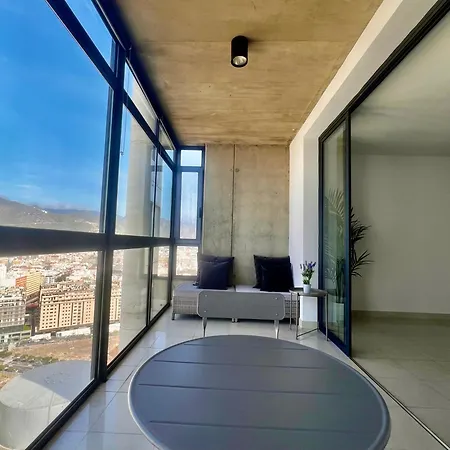 29 Floor. * Santa Cruz de Tenerife